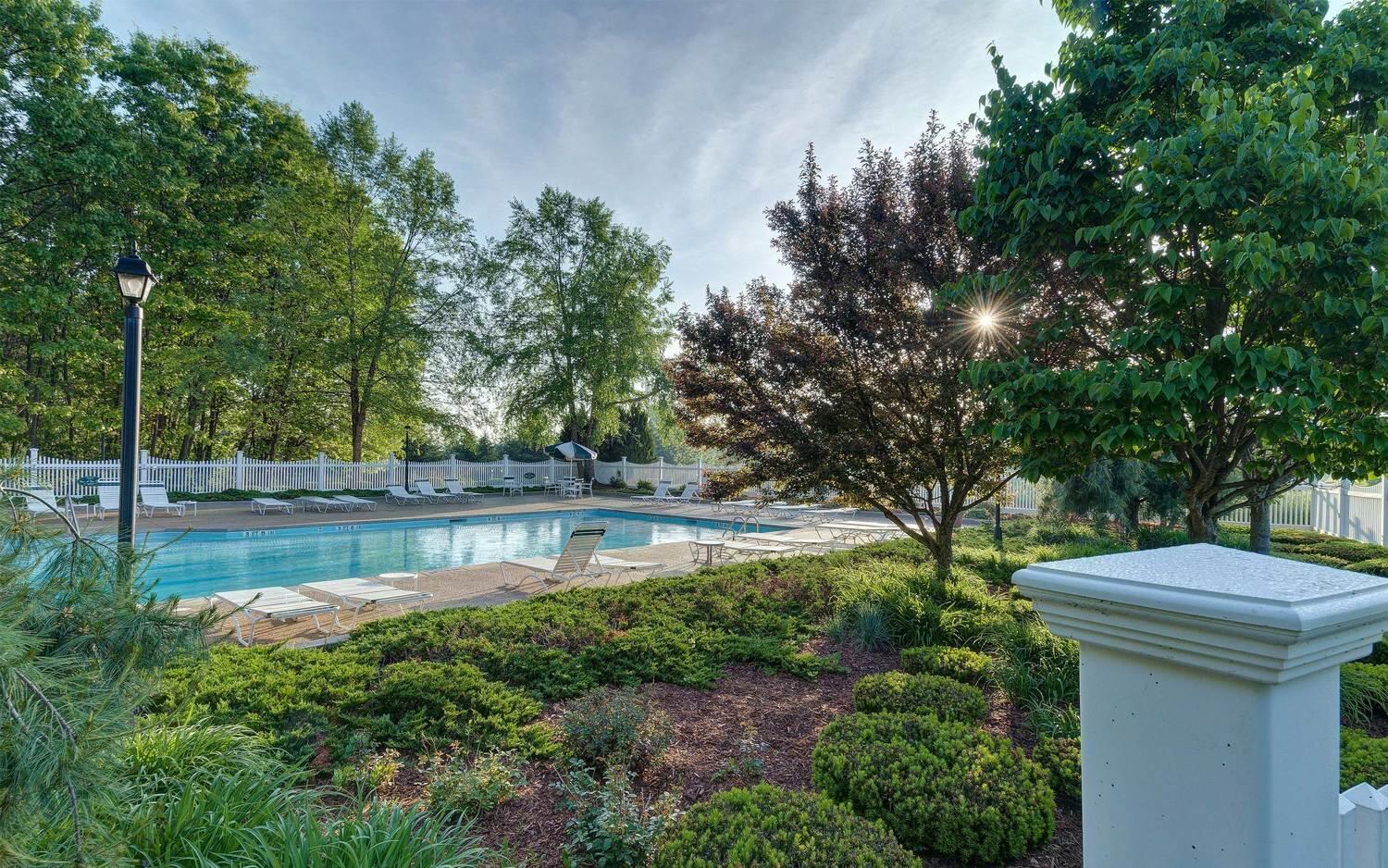 8184 Barony Point Mattawan, MI 49071 - Photo 82 of 85 pool