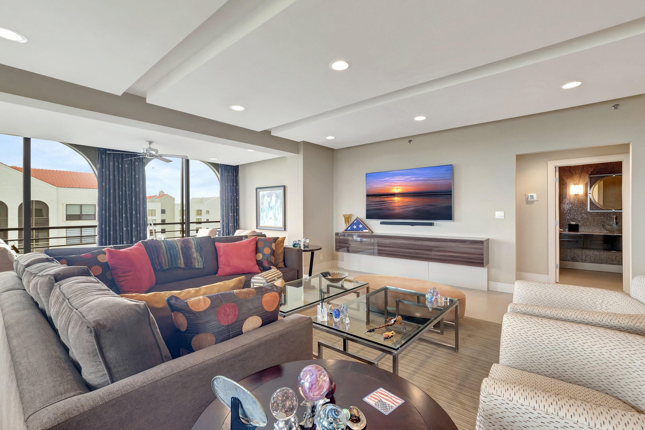 7575 Imperial Drive, Unit 802 Boca Raton, FL 33433 - Photo 11 of 43 living room