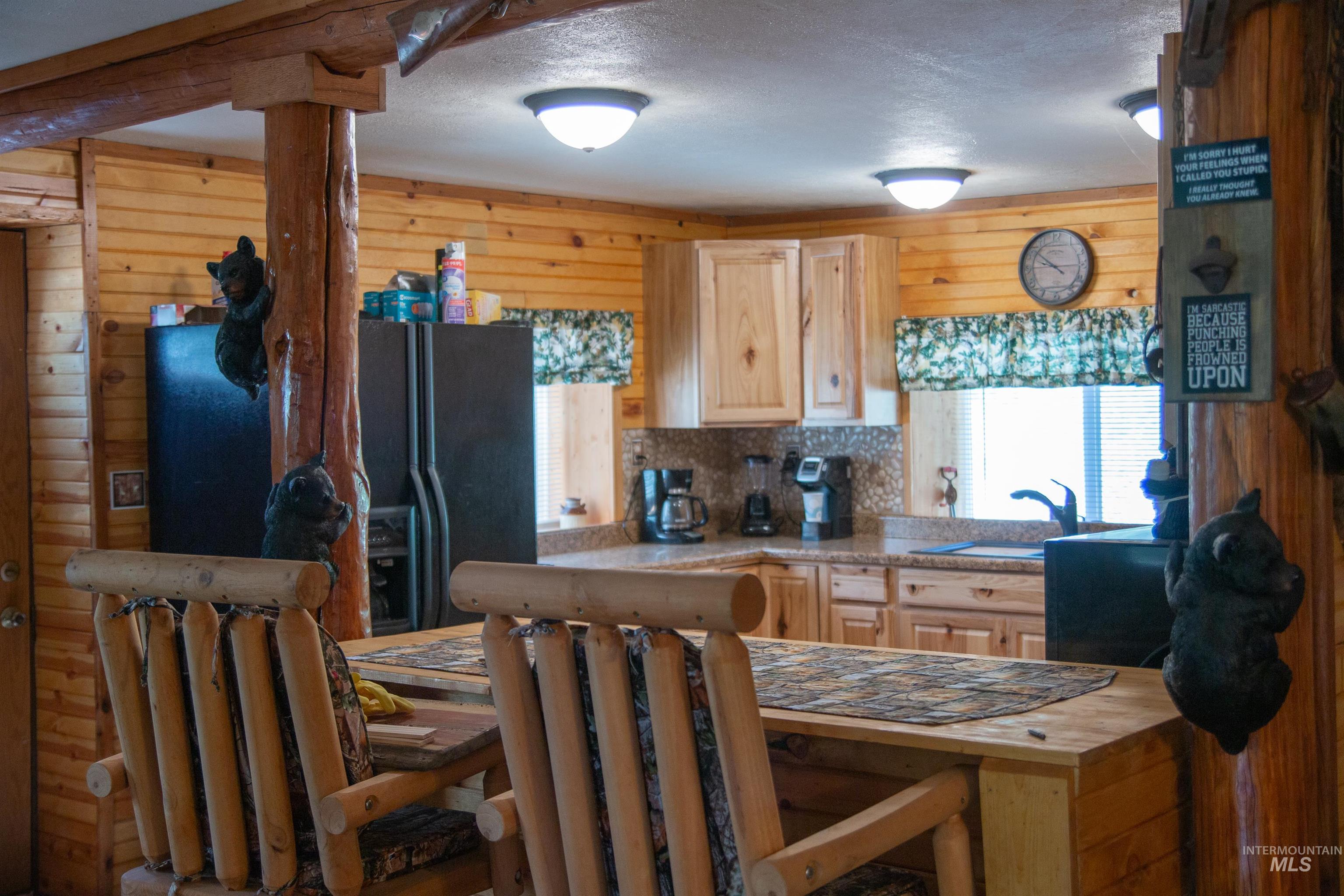 598 West Mountain Road Cascade, ID 83611 - Photo 8 of 24
