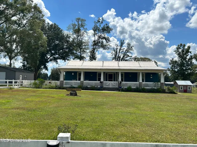 $295,000 | 15273 Highway 26, Lucedale, MS 39452