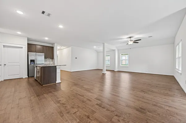 $1,895 | 12116 Brazos Drive, Willis, TX 77378