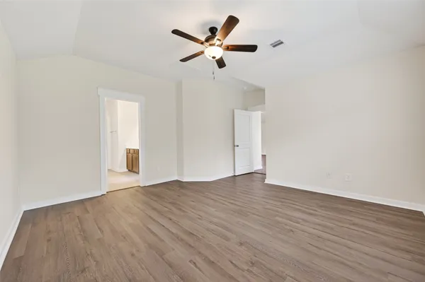 $1,895 | 12116 Brazos Drive, Willis, TX 77378