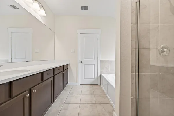 $1,895 | 12116 Brazos Drive, Willis, TX 77378