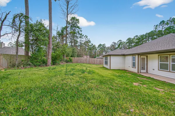 $1,895 | 12116 Brazos Drive, Willis, TX 77378