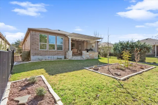 $417,500 | 208 Bear Creek Lane, Georgetown, TX 78633