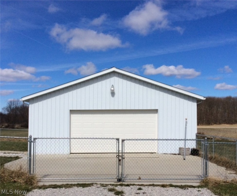 7645 Neff Road Medina, OH 44256 - Photo 2 of 6 Gallery Image 2