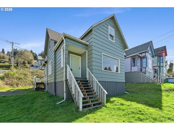 $459,000 | 301 Alameda Avenue, Astoria, OR 97103
