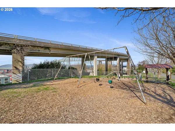 $459,000 | 301 Alameda Avenue, Astoria, OR 97103