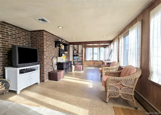 $839,000 | 410 Greene Avenue, Sayville, NY 11782