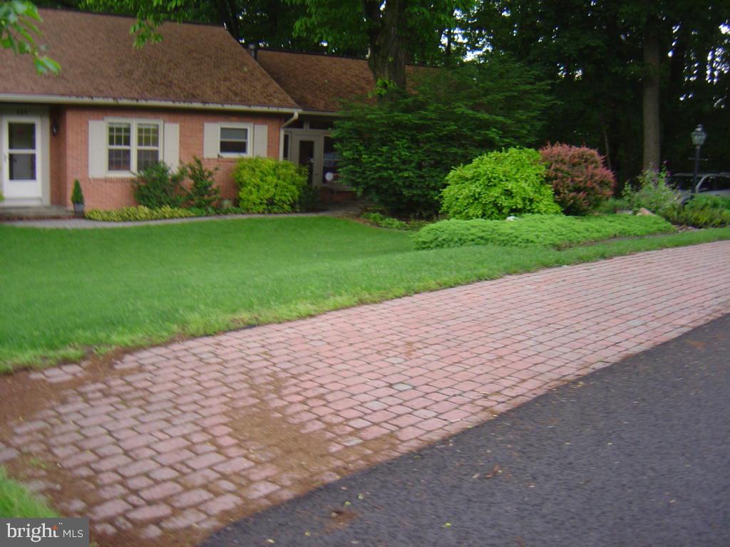 845 Hillaire Road Lancaster, PA 17601 - Photo 28 of 36 Gallery Image 28