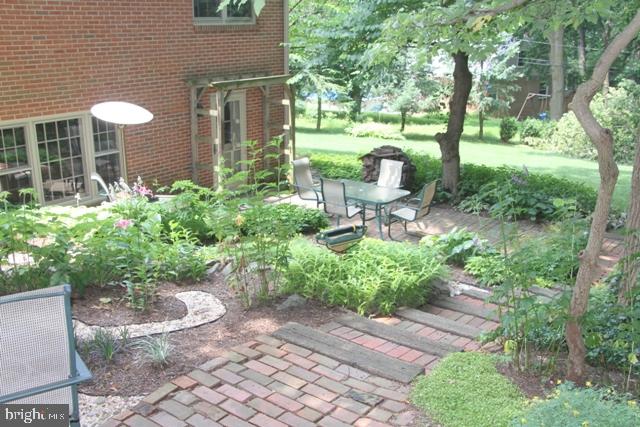 845 Hillaire Road Lancaster, PA 17601 - Photo 33 of 36 Gallery Image 33