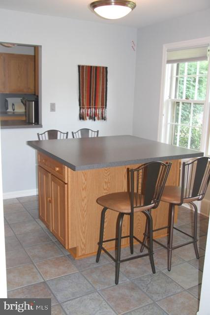 845 Hillaire Road Lancaster, PA 17601 - Photo 6 of 36 Gallery Image 6