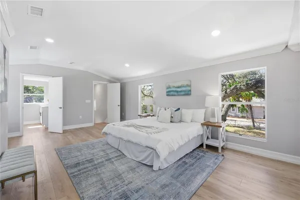 $469,900 | 727 16th Avenue Northwest, Largo, FL 33770