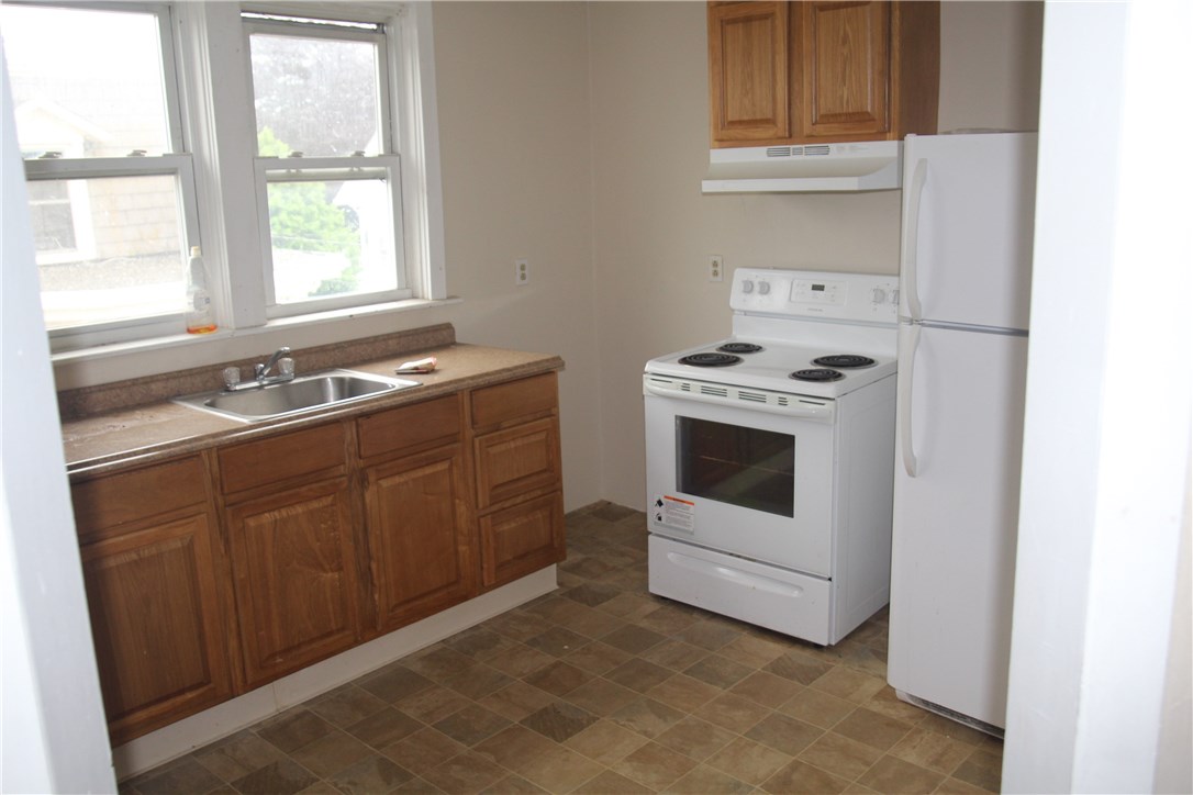 112 Spring Street Pawtucket, RI 02860 - Photo 8 of 9 Gallery Image 8