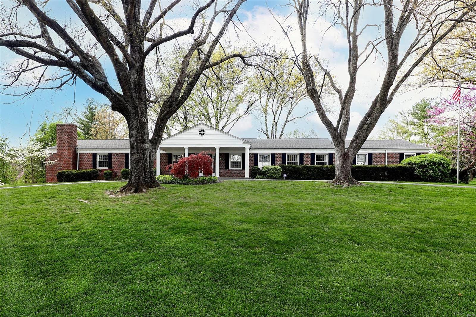 33 Lynnbrook Road St. Louis, MO 63131 - Photo 2 of 31 Gallery Image 2