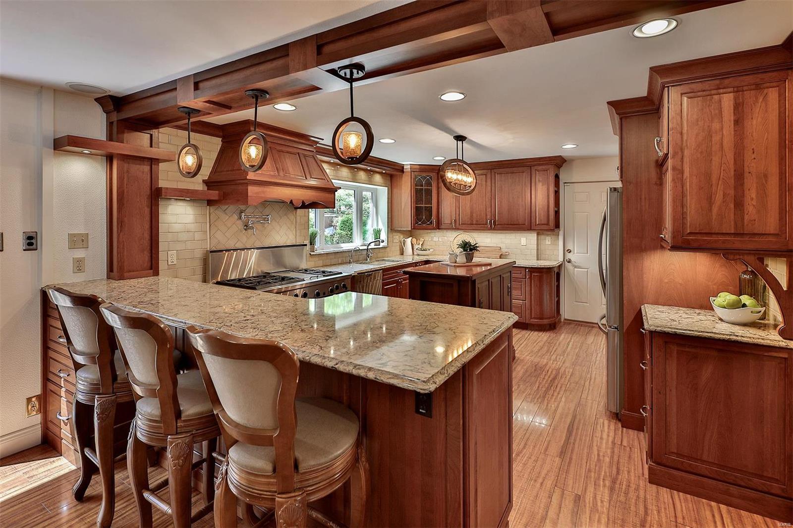 33 Lynnbrook Road St. Louis, MO 63131 - Photo 13 of 31 Gallery Image 13