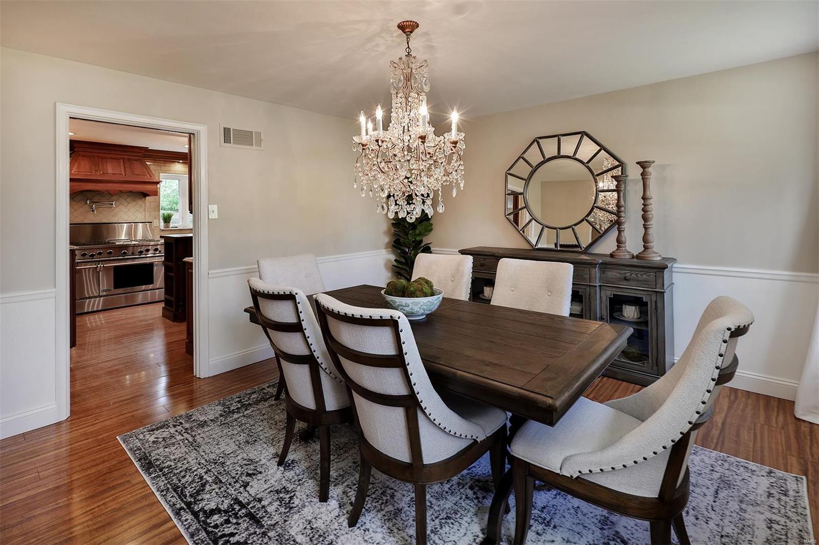 33 Lynnbrook Road St. Louis, MO 63131 - Photo 9 of 31 Gallery Image 9