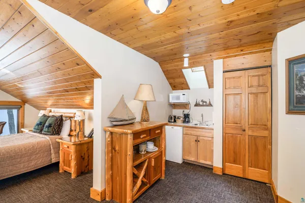 $655,000 | 2826 Highway 61, Unit 425, Two Harbors, MN 55616