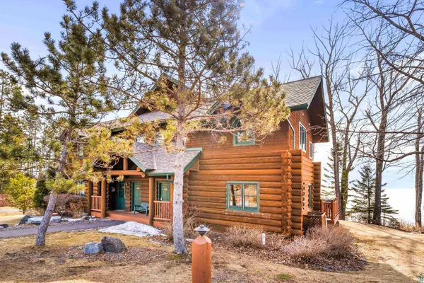 $655,000 | 2826 Highway 61, Unit 425, Two Harbors, MN 55616