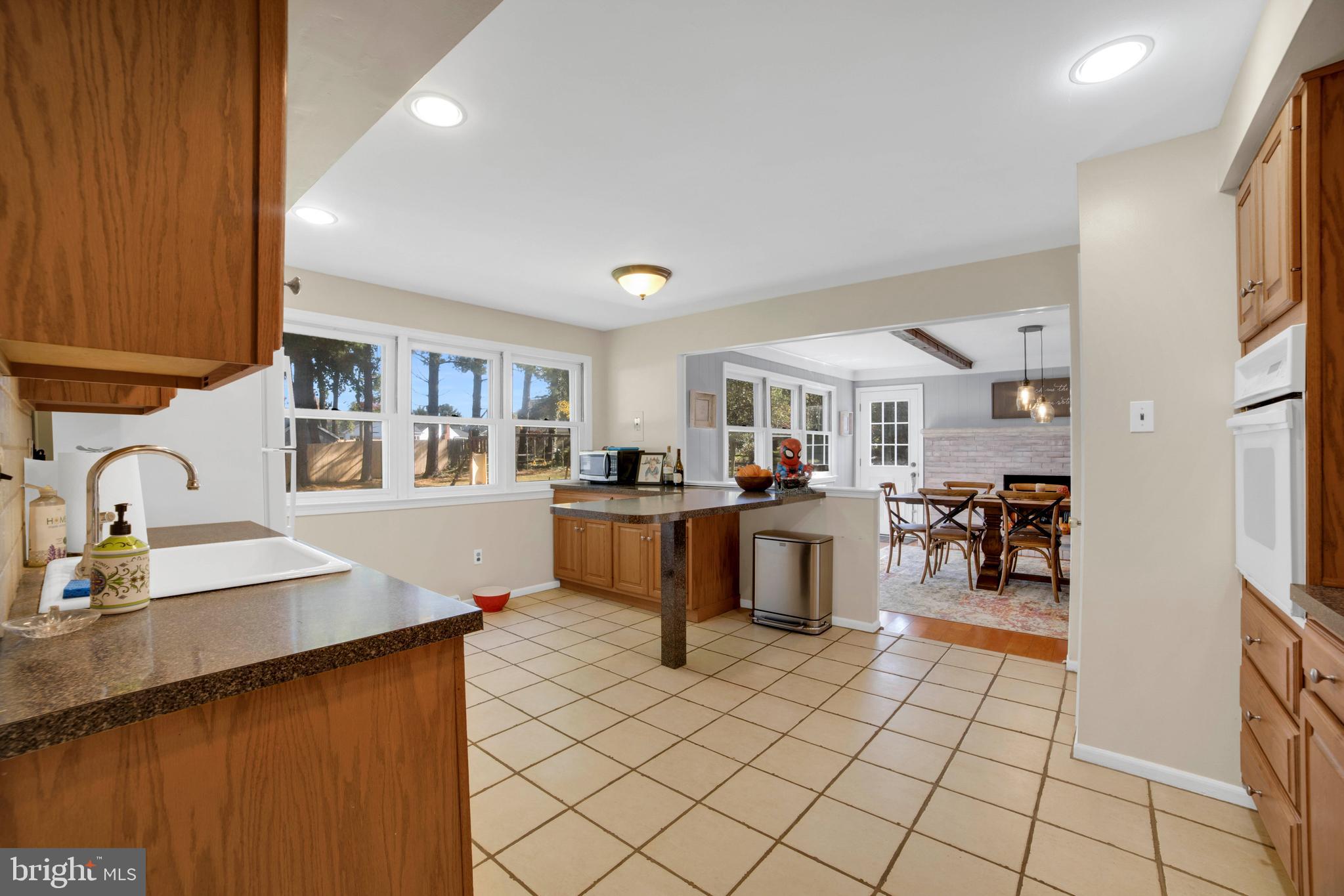 706 Jade Road Yardley, PA 19067 - Photo 15 of 31 Gallery Image 15
