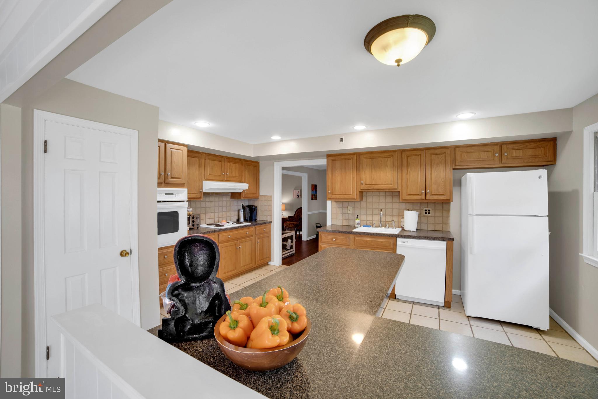 706 Jade Road Yardley, PA 19067 - Photo 16 of 31 Gallery Image 16