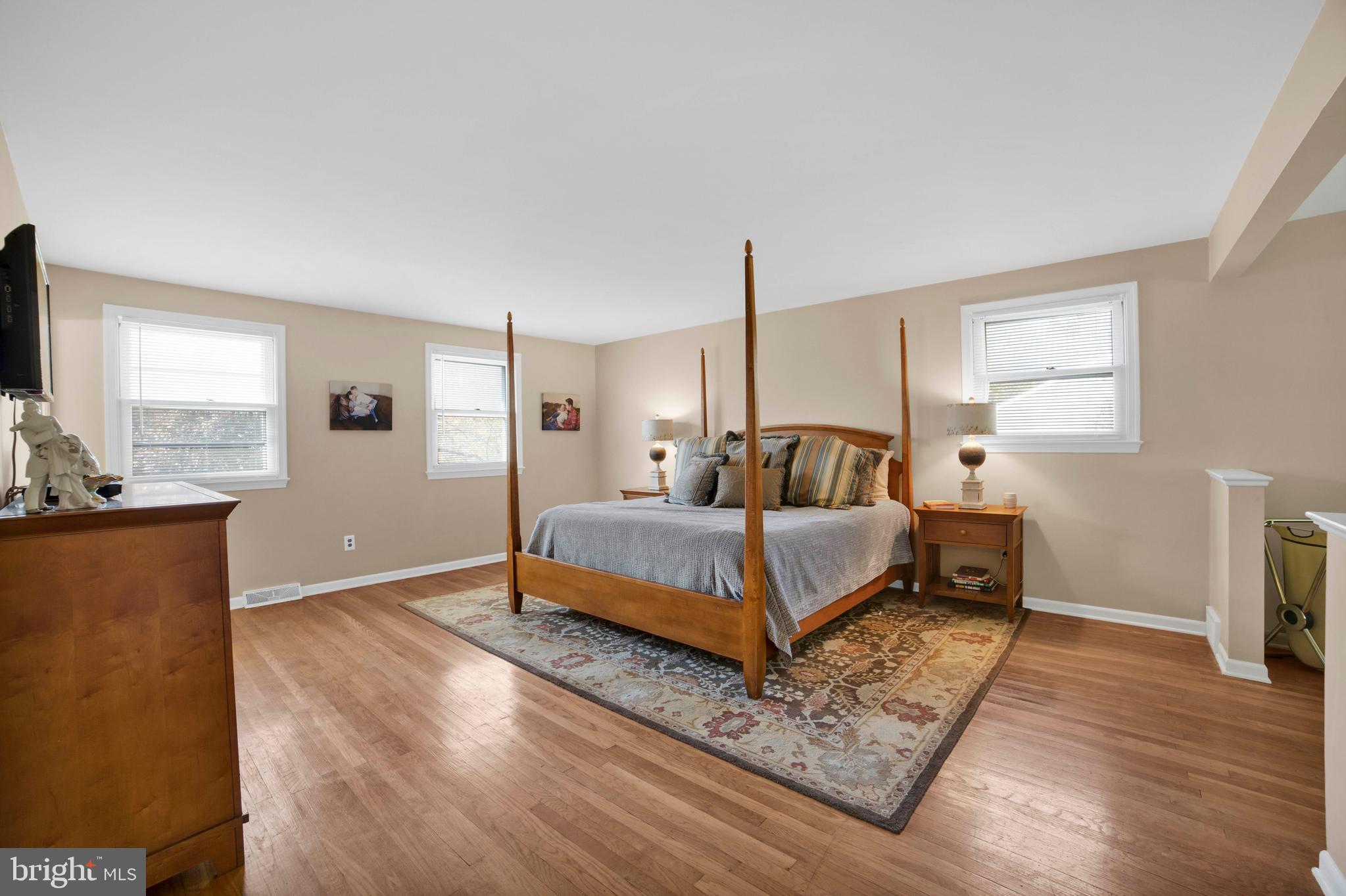 706 Jade Road Yardley, PA 19067 - Photo 17 of 31 Gallery Image 17