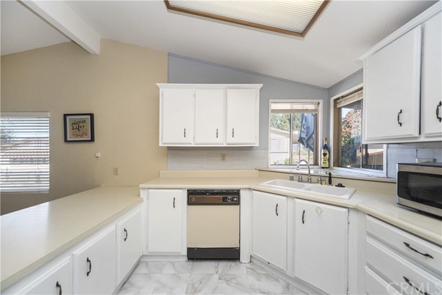 15181 Van Buren Riverside Ca, Unit 234 Riverside, CA 92504 - Photo 10 of 29