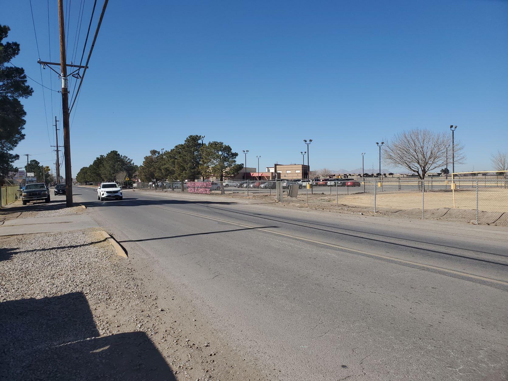 456 Passmore Road Socorro, TX 79927 - Photo 22 of 23 a terrace view with beach