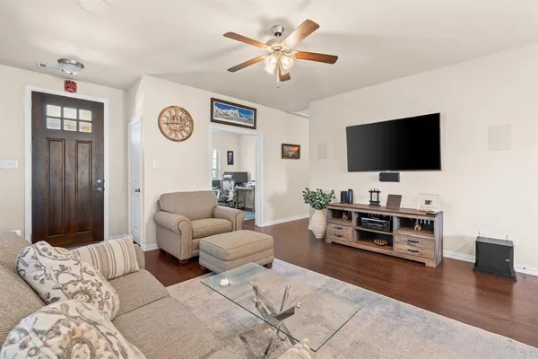 $3,000 | 4207 Whispering Willow Way, Arlington, TX 76005