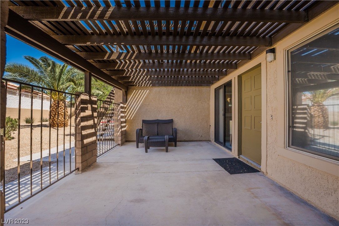 615 Pepper Tree Circle Henderson, NV 89014 - Photo 3 of 28