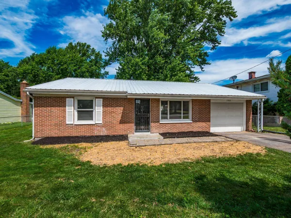 $199,900 | 1506 Bellefontaine Avenue, Marion, OH 43302