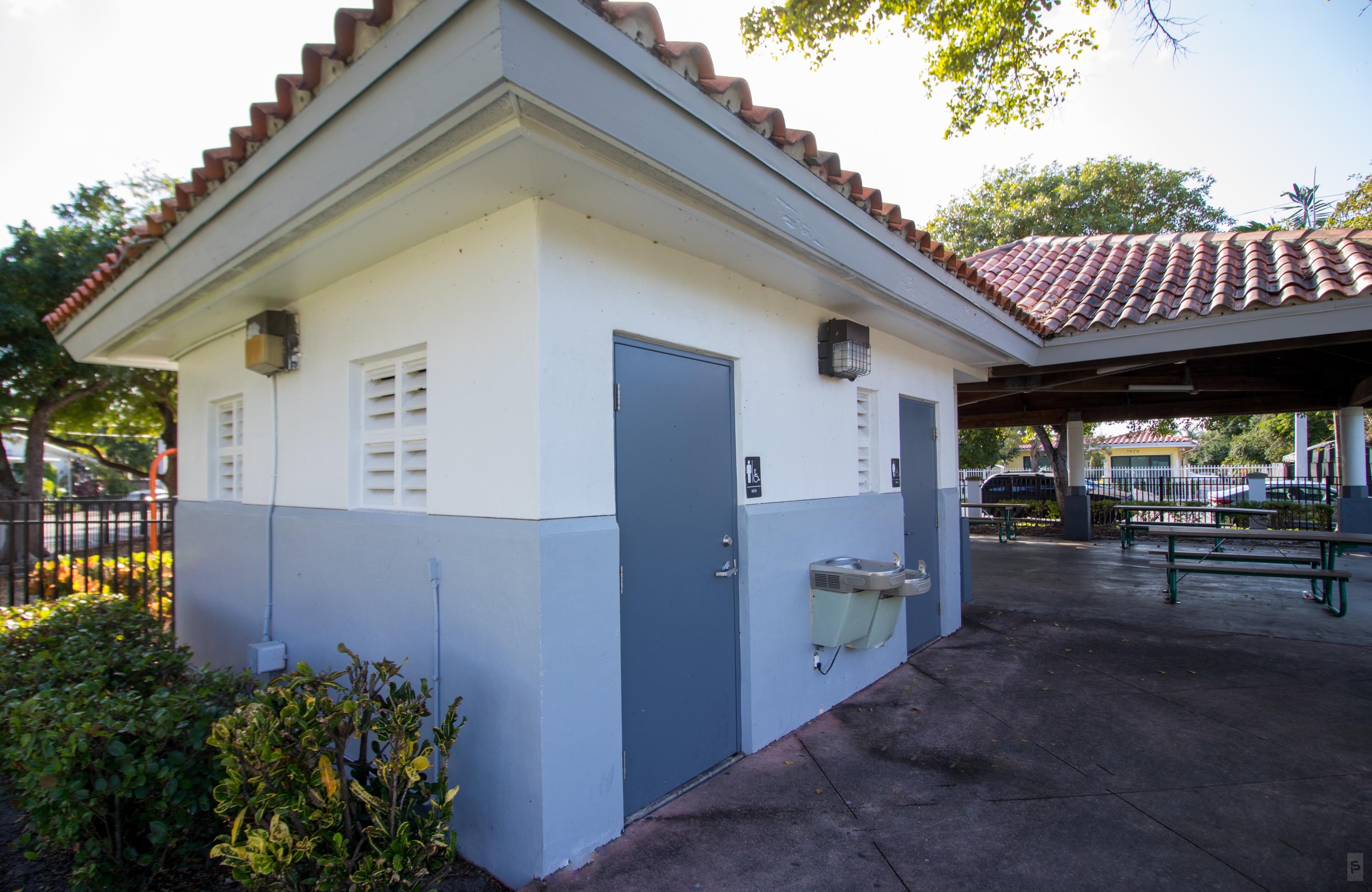 1315 South Biscayne Point Road Miami Beach, FL 33141 - Photo 24 of 30 1E6C9459-8FC2-4CA4-9D25-2E8694443812