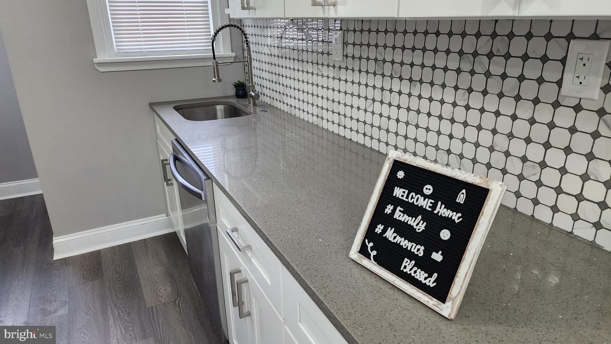 7322 Briar Road Philadelphia, PA 19138 - Photo 11 of 47 counter tops