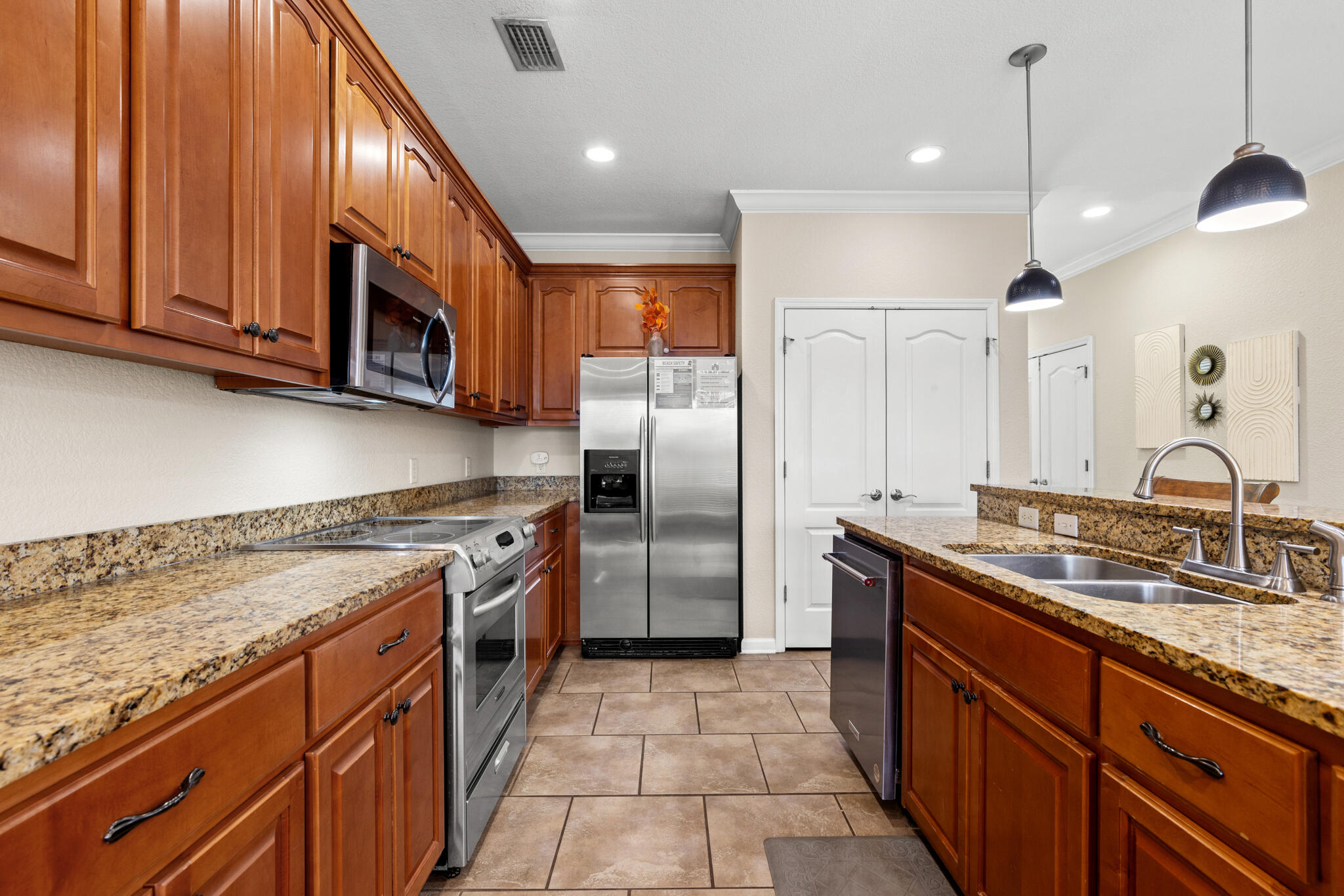 144 Southfields Road Panama City Beach, FL 32413 - Photo 11 of 51 144 Southfields Rd Photo 04