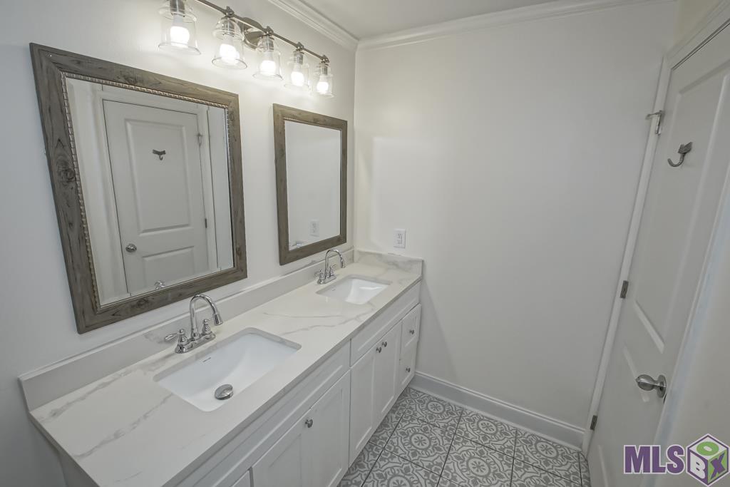 40035 Cornerview Road Gonzales, LA 70737 - Photo 35 of 48 Gallery Image 35