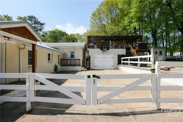 $649,500 | 200 The Plaza, Athens, GA 30606