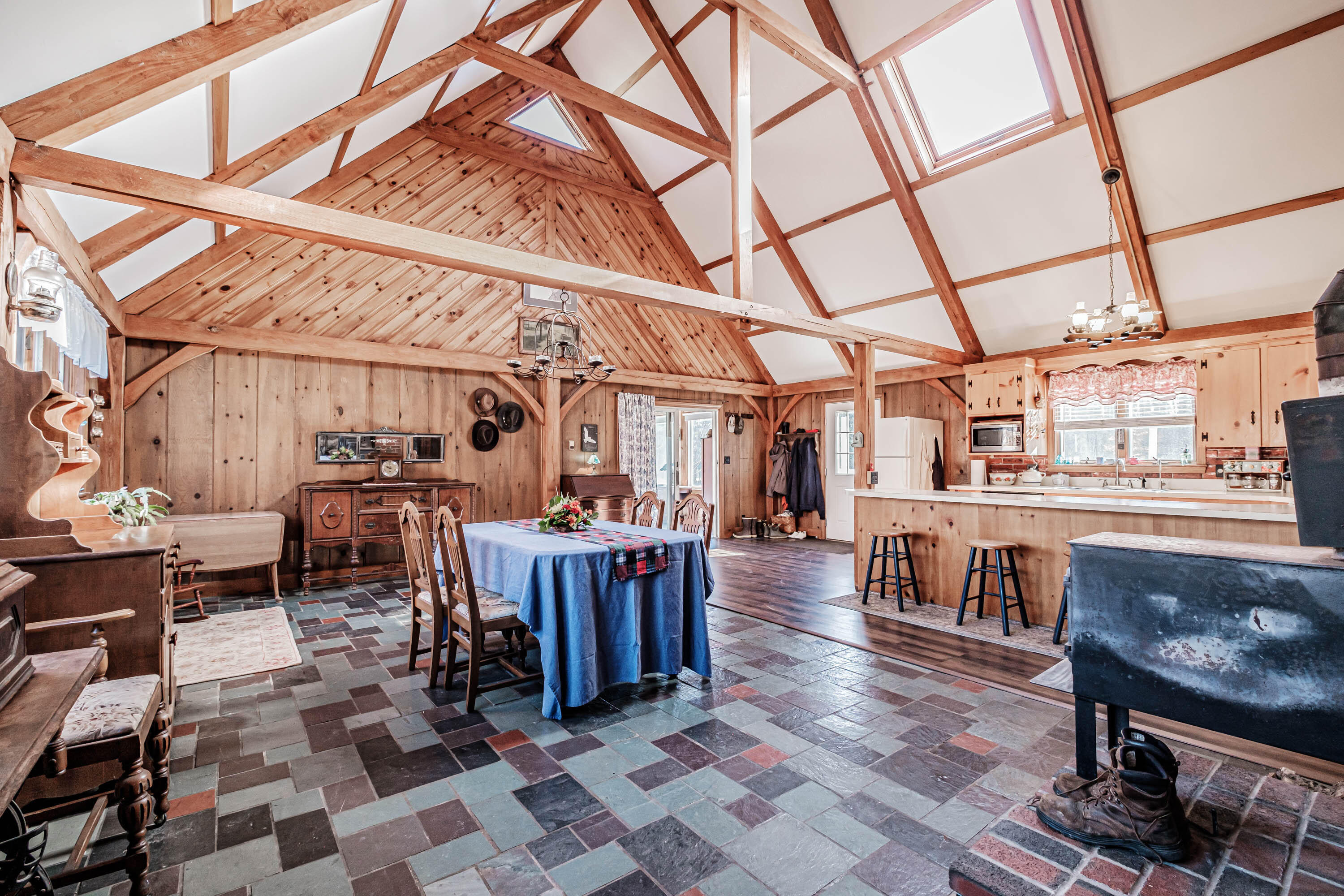 77 Tapley Road Saco, ME 04072 - Photo 8 of 40 20231120gp-62037