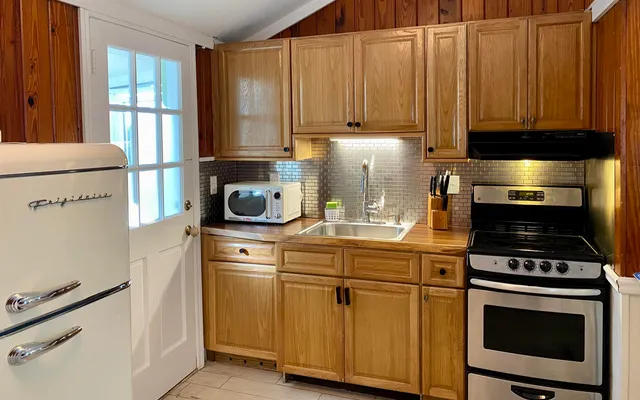 $1,695 | 408.5 Flagler Boulevard, St. Augustine, FL 32080