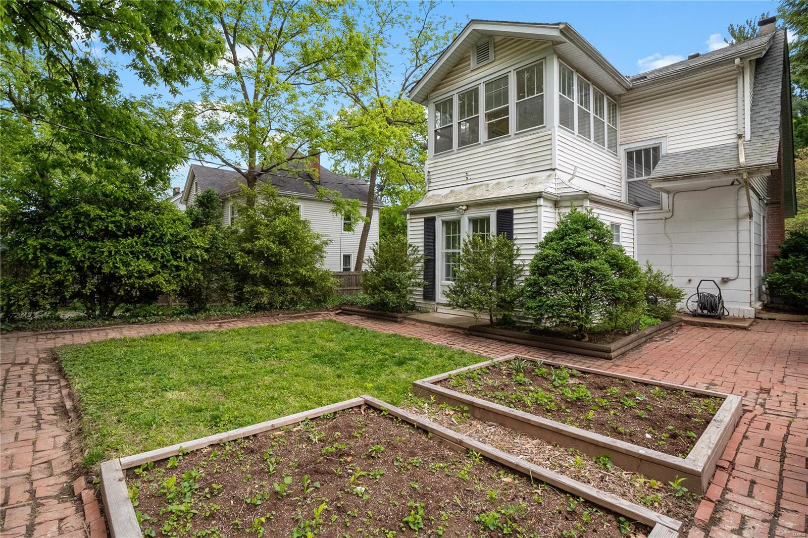 311 Carson Road St. Louis, MO 63135 - Photo 29 of 36 Gallery Image 29