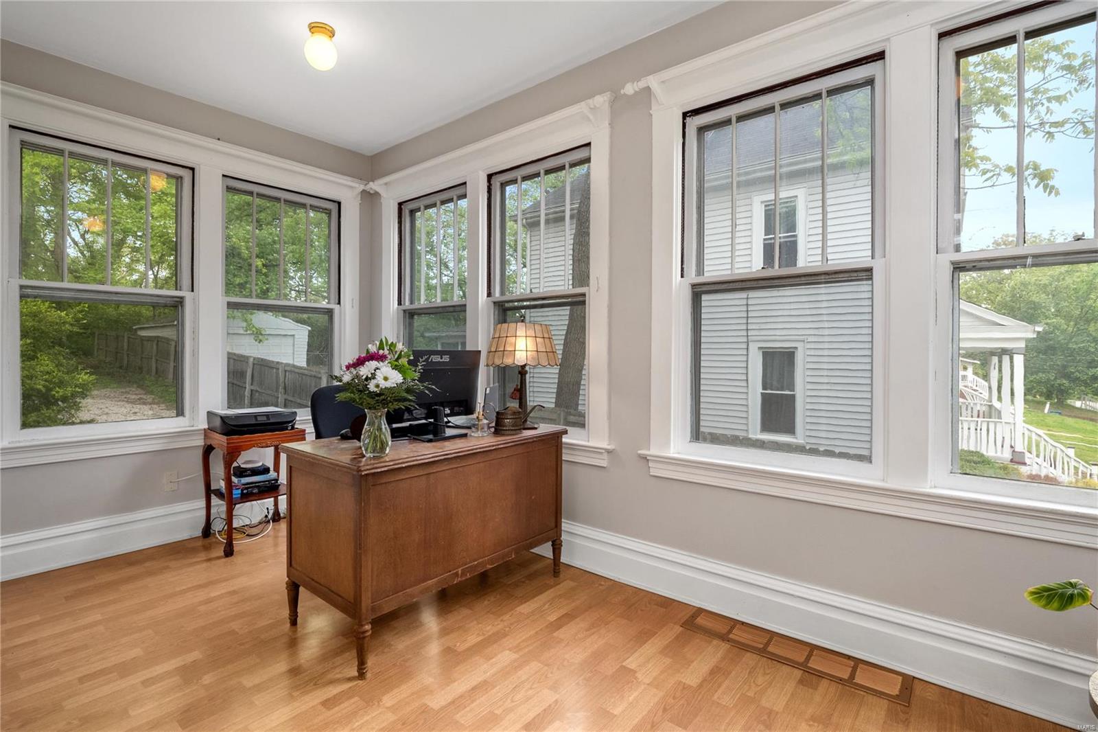 311 Carson Road St. Louis, MO 63135 - Photo 8 of 36 Gallery Image 8