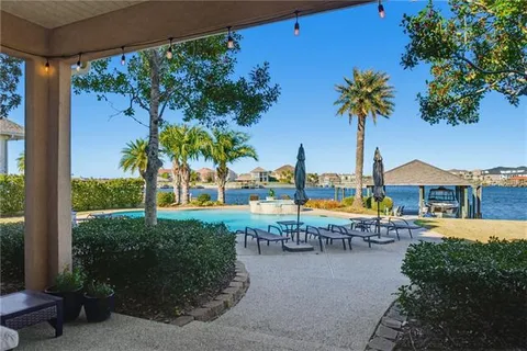 $1,450,000 | 983 Lakeshore Boulevard, Slidell, LA 70461