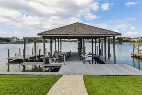 $1,450,000 | 983 Lakeshore Boulevard, Slidell, LA 70461