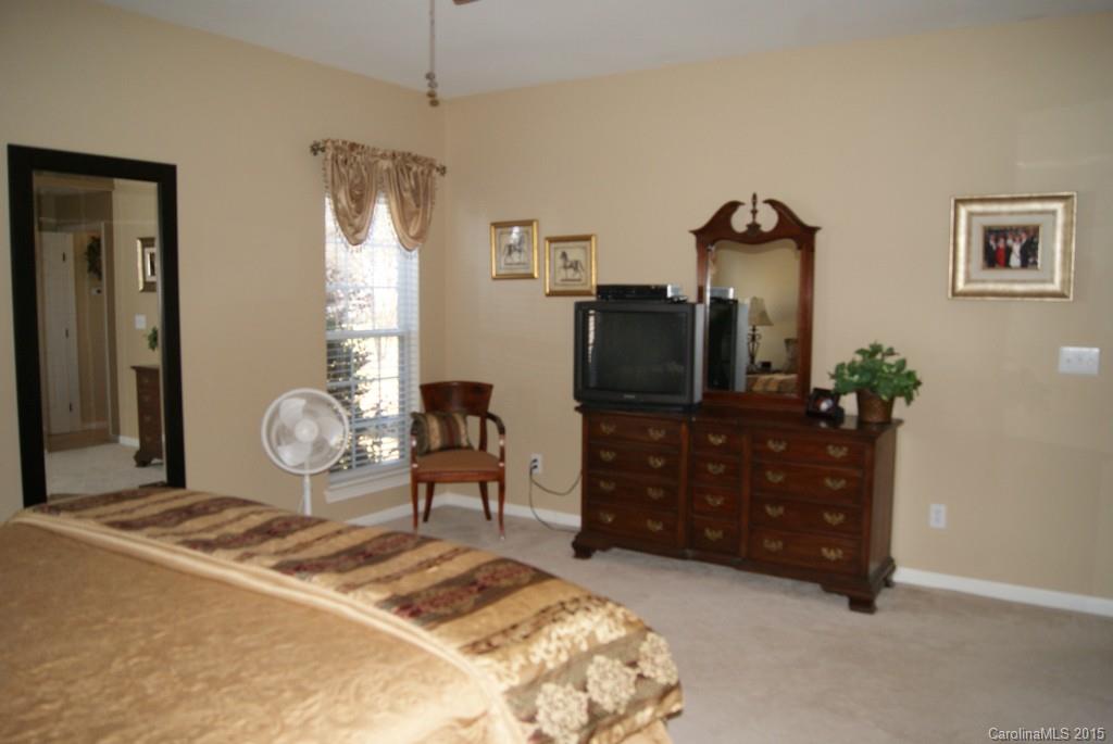 12613 Winget Road Charlotte, NC 28278 - Photo 15 of 21 Gallery Image 15