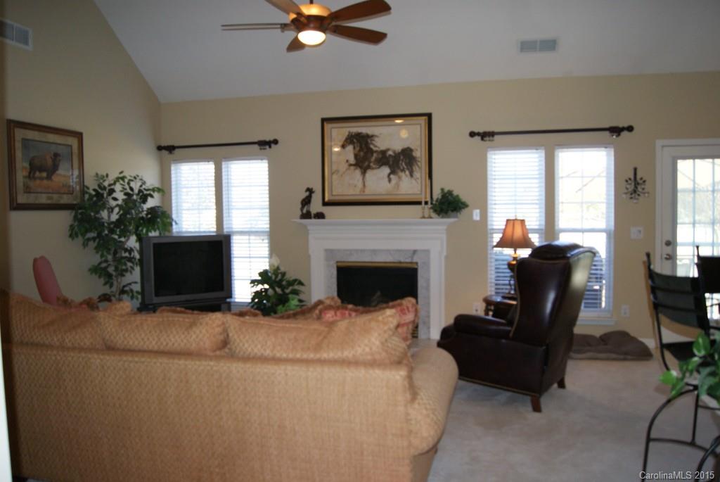12613 Winget Road Charlotte, NC 28278 - Photo 7 of 21 Gallery Image 7