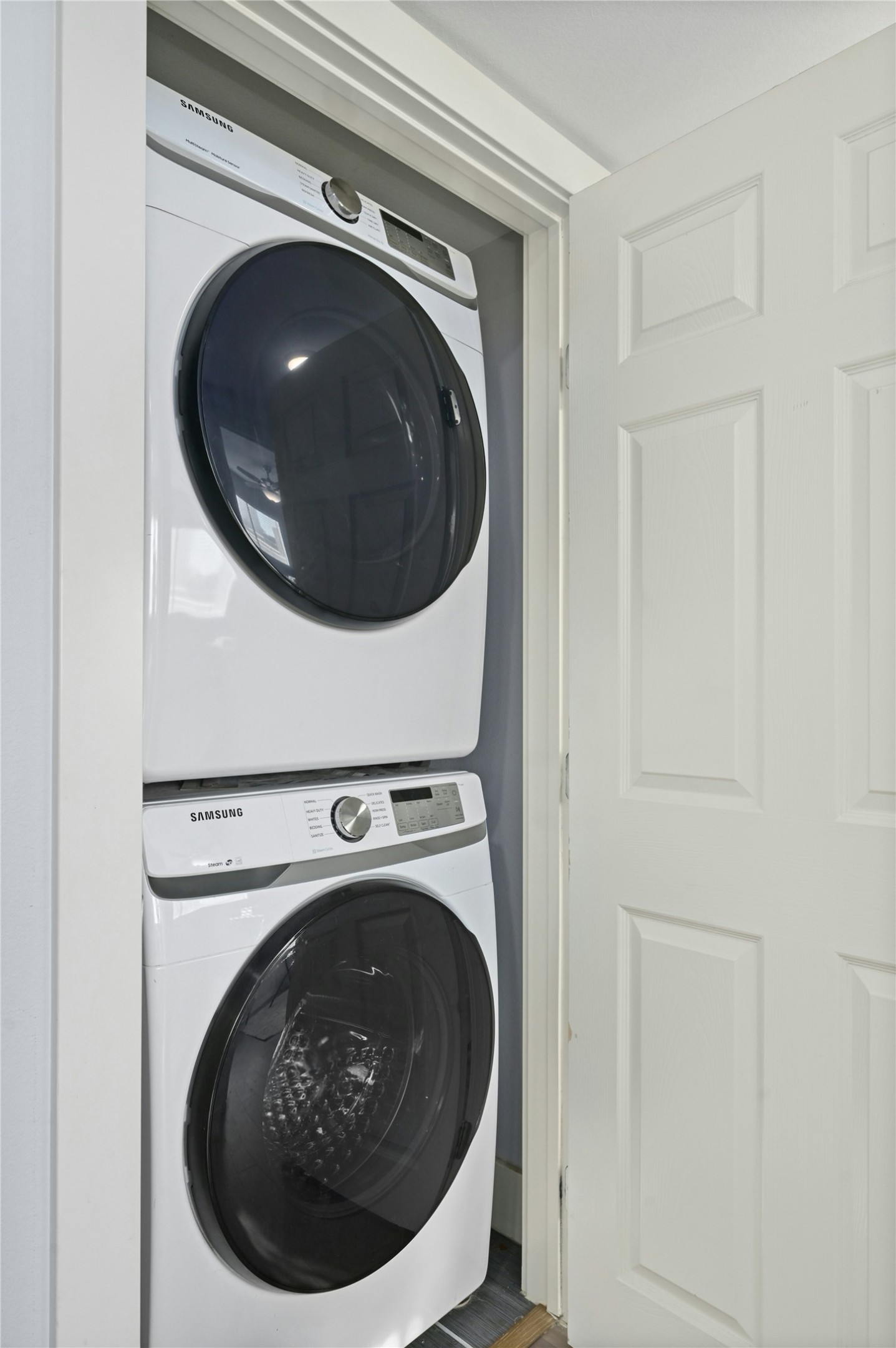 909 Reinli Street, Unit 228 Austin, TX 78751 - Photo 18 of 27 a close up view of a washer and dryer