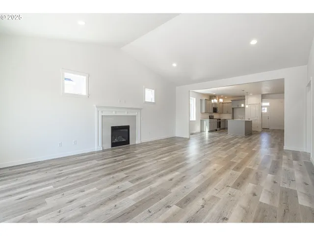 $539,900 | 718 Tigerlily Street, Silverton, OR 97381