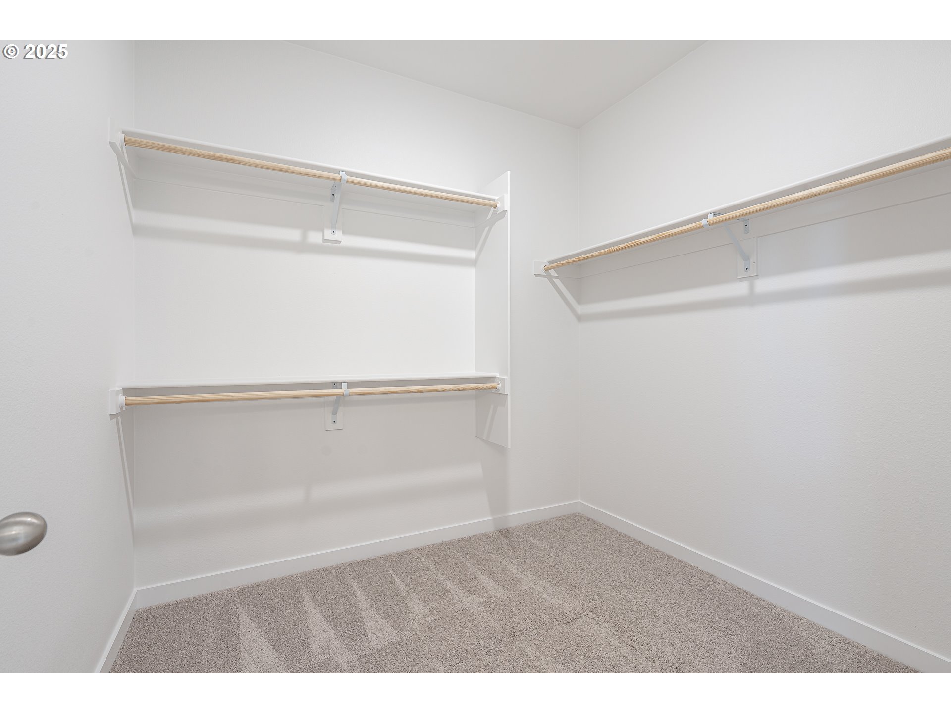 718 Tigerlily Street Silverton, OR 97381 - Photo 22 of 33