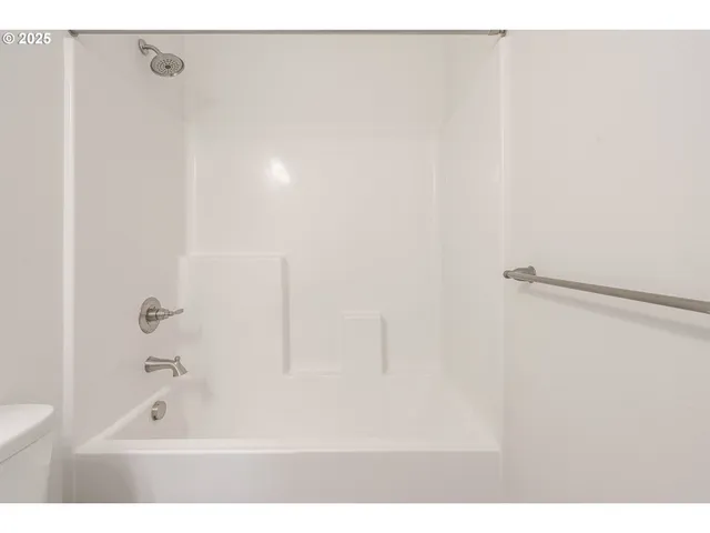 $539,900 | 718 Tigerlily Street, Silverton, OR 97381