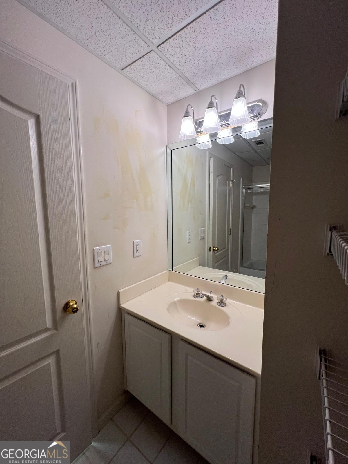 2301 Castlemaine Drive Northwest Duluth, GA 30097 - Photo 82 of 89 a bathroom with a sink vanity and a mirror