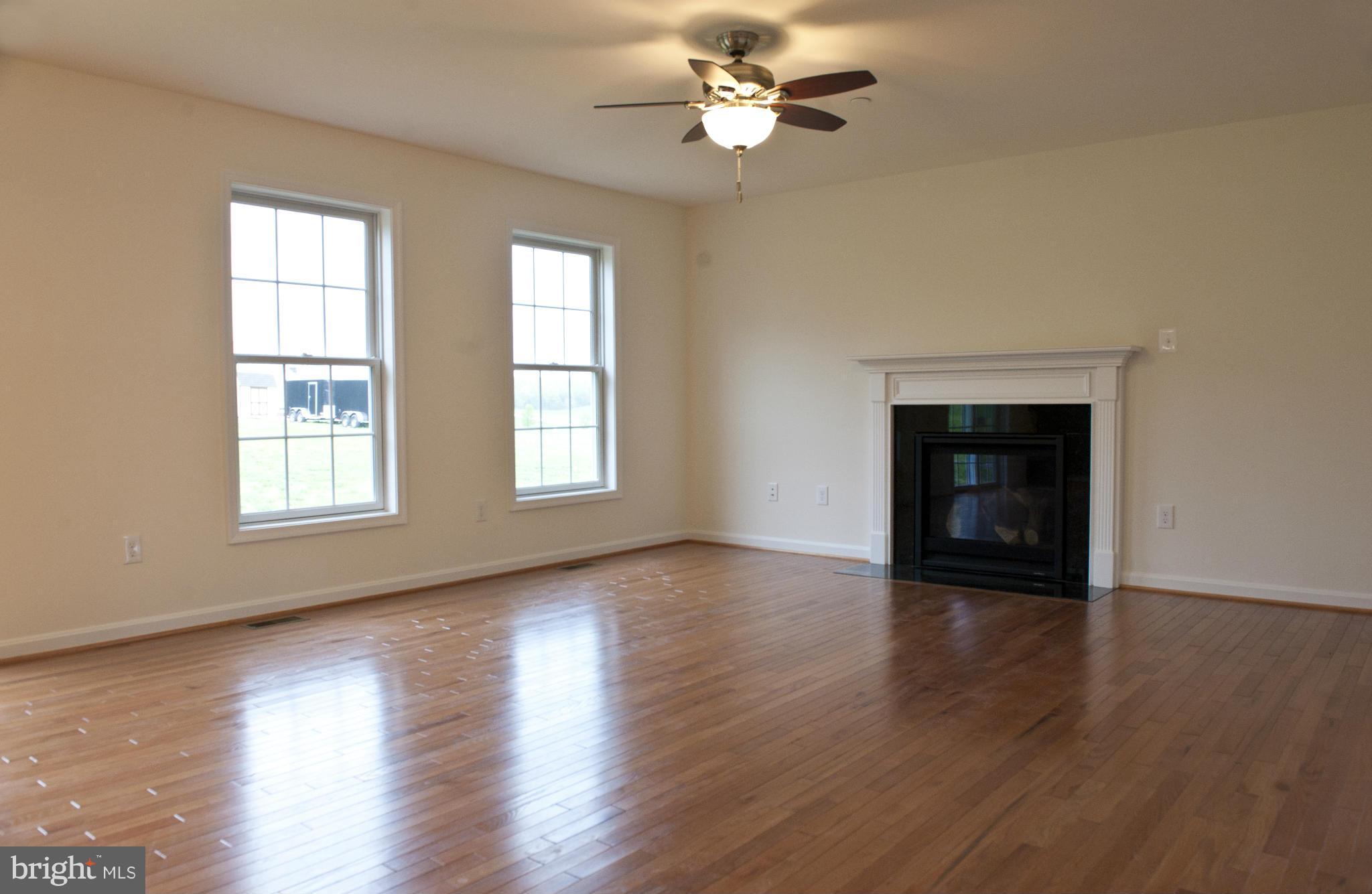 5224 Old Hanover Road Westminster, MD 21158 - Photo 5 of 30 Family Room